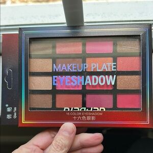 Pink and Brown Eyeshadow Palette with Warm Neutrals